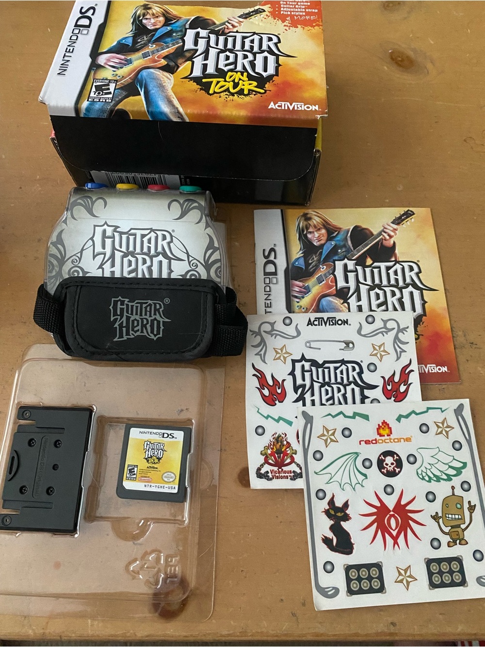 Nintendo DS Guitar Hero on Tour Game Kit